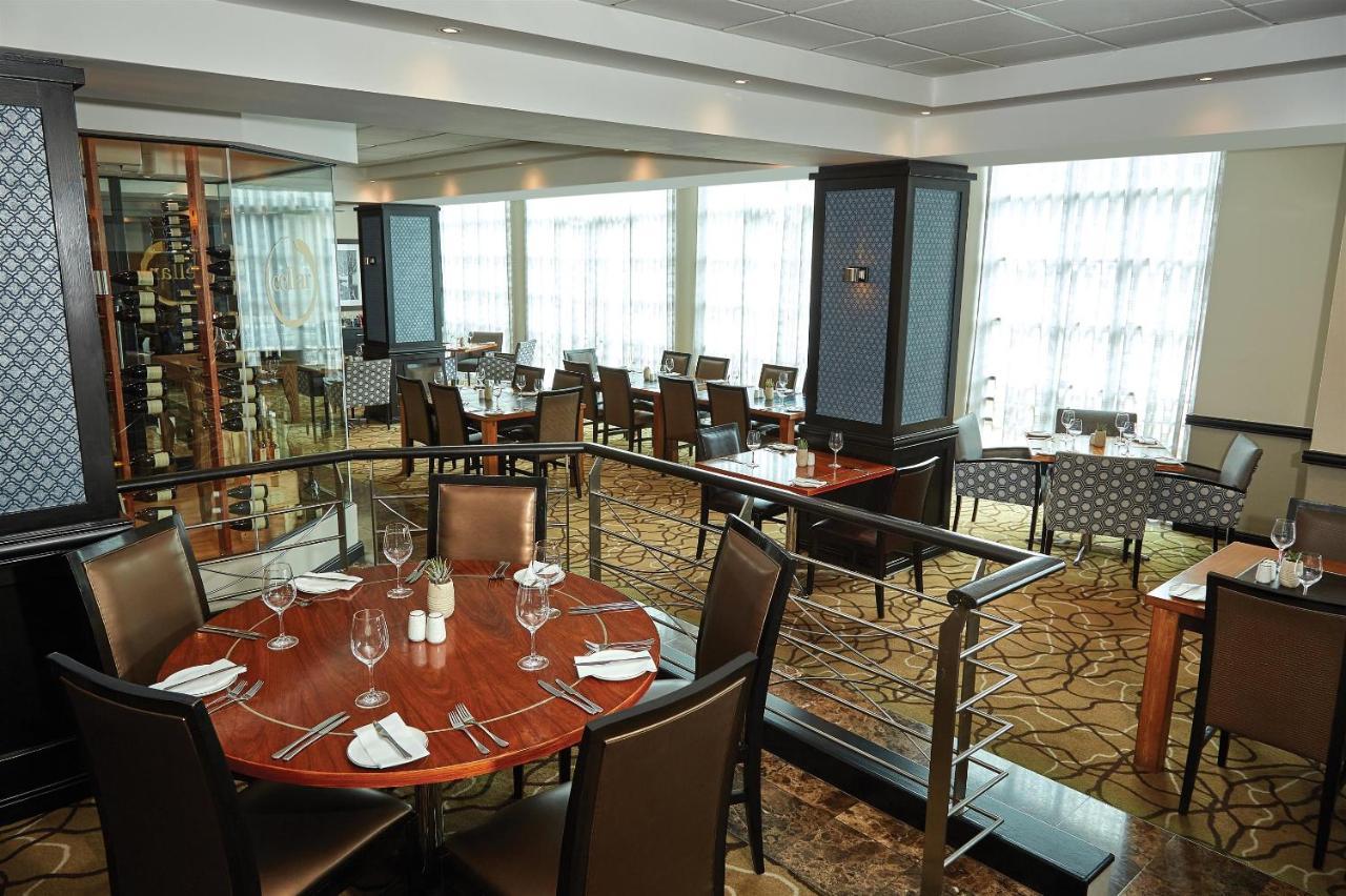 Southern Sun Waterfront Cape Town Bagian luar foto