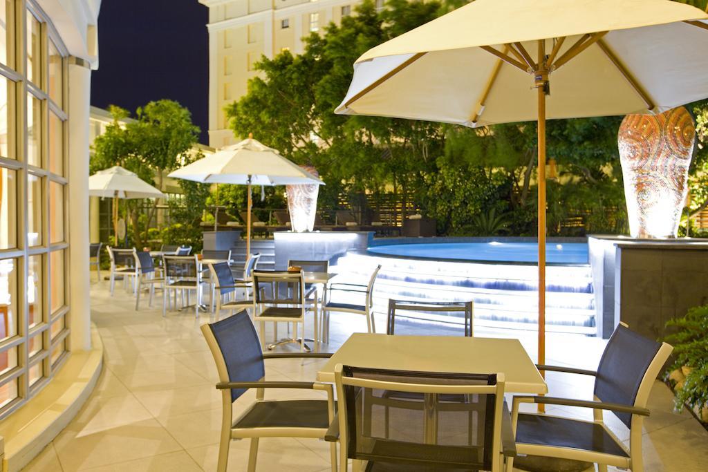 Southern Sun Waterfront Cape Town Bagian luar foto