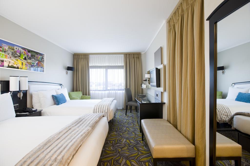 Southern Sun Waterfront Cape Town Bagian luar foto